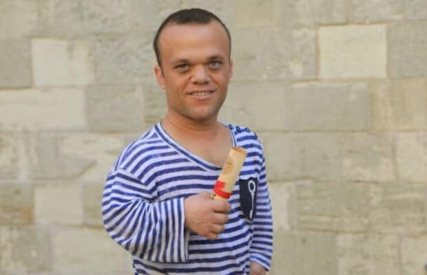 Fort Boyard : l’interprète de Passe-Muraille se montre avec sa femme et leurs deux enfants