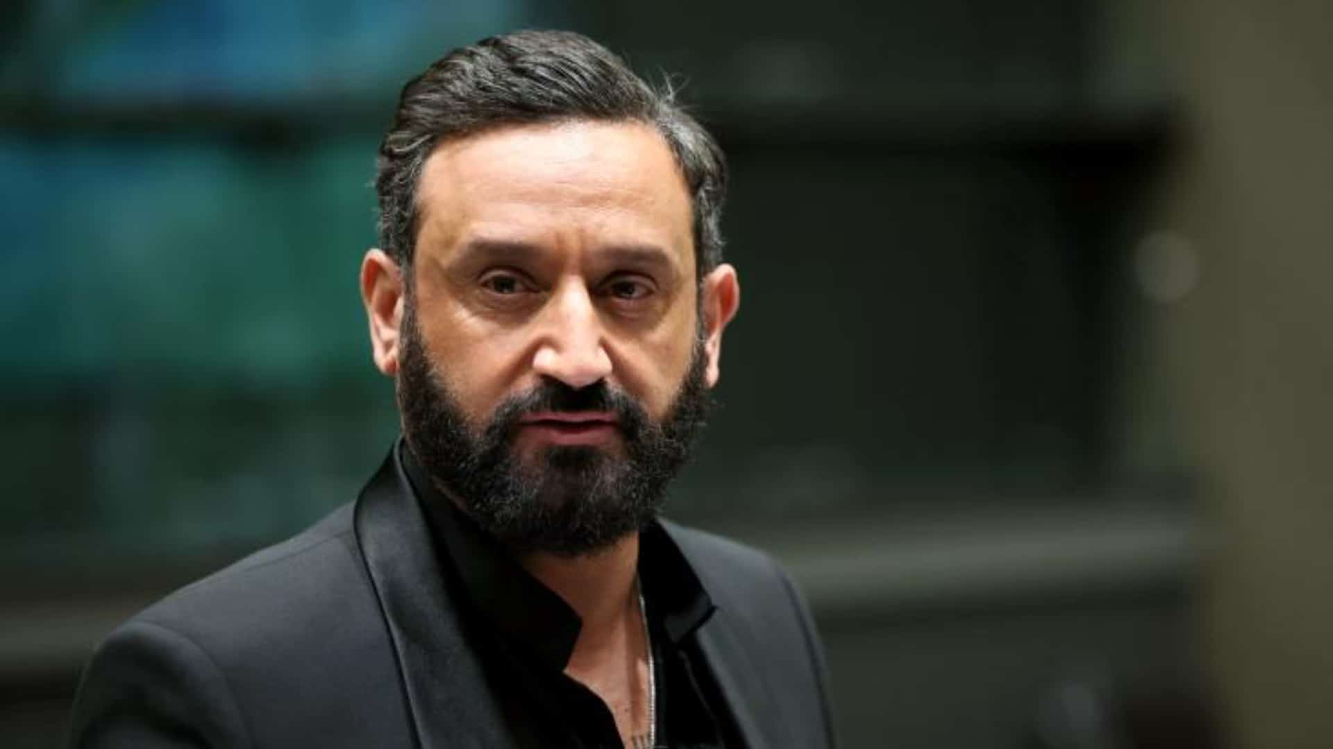 Cyril Hanouna : la caricature antisémite de l’animateur fait beaucoup parler
