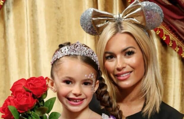 Carla Moreau : taclée par sa fille Ruby, l'attitude de la petite fille exaspère la Toile